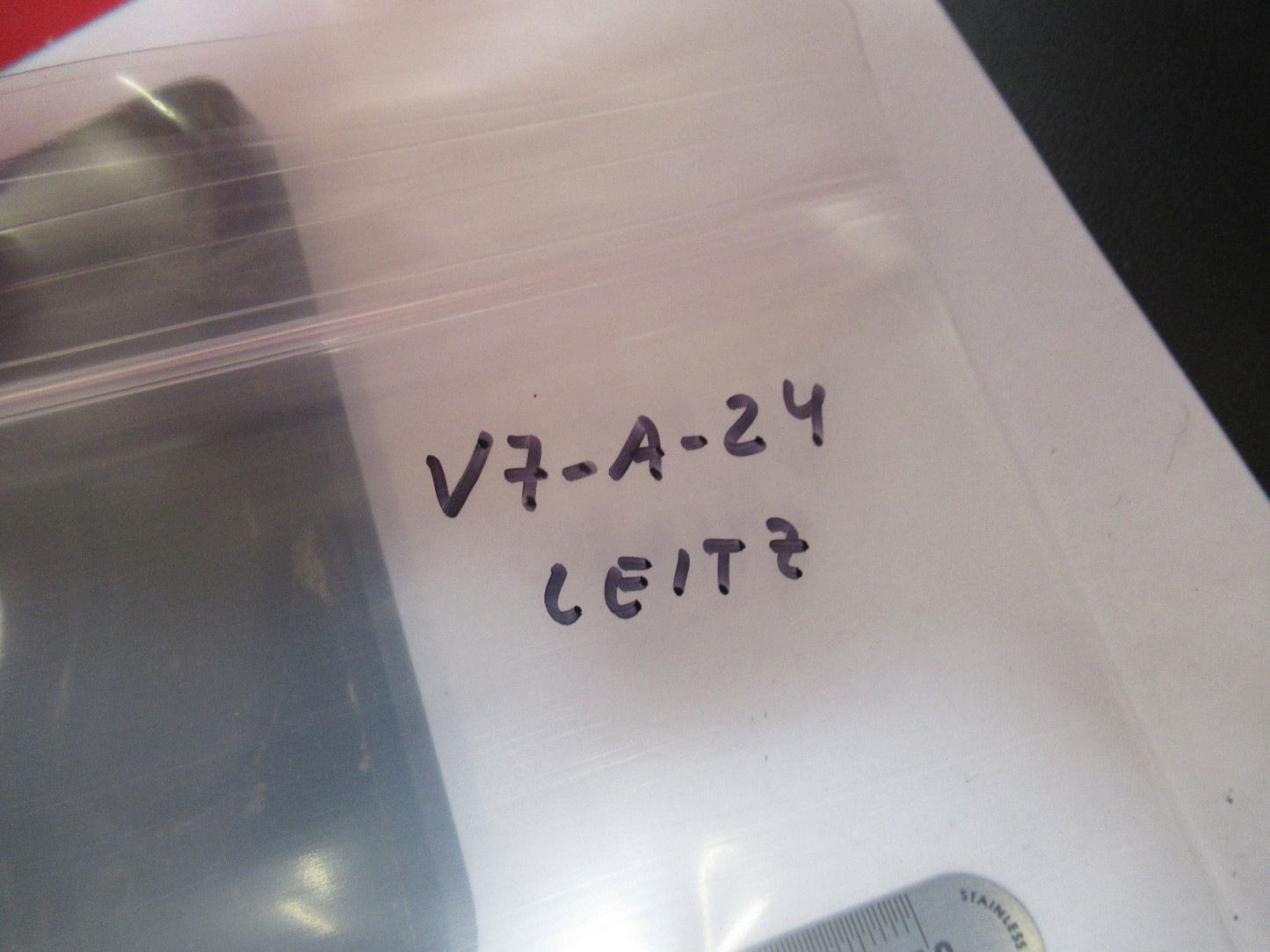 ANTIQUE LEITZ GERMANY STAGE TABLE MICROSCOPE PART AS PICTURED V7-A-24