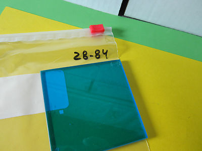 OPTISCHER GROSSES QUADRATISCHES GLAS MIT BLAUEM FILTER LASEROPTIK BIN#28-84