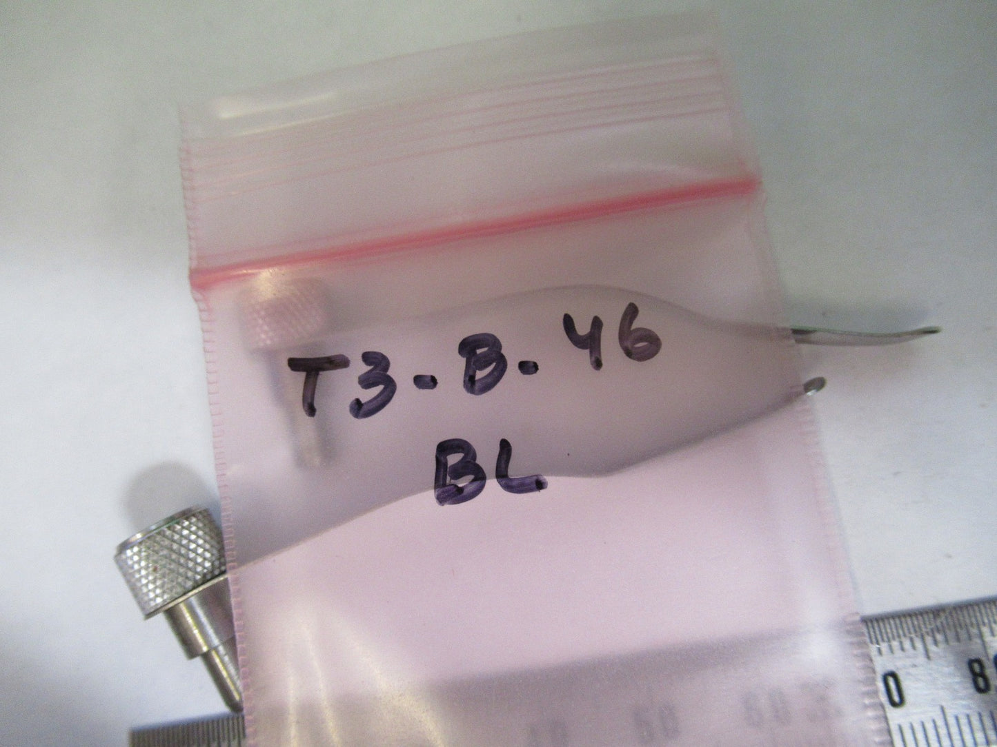 BAUSCH LOMB PAIR CLIPS STAGE MICROSCOPE PART AS PICTURED T3-B-46