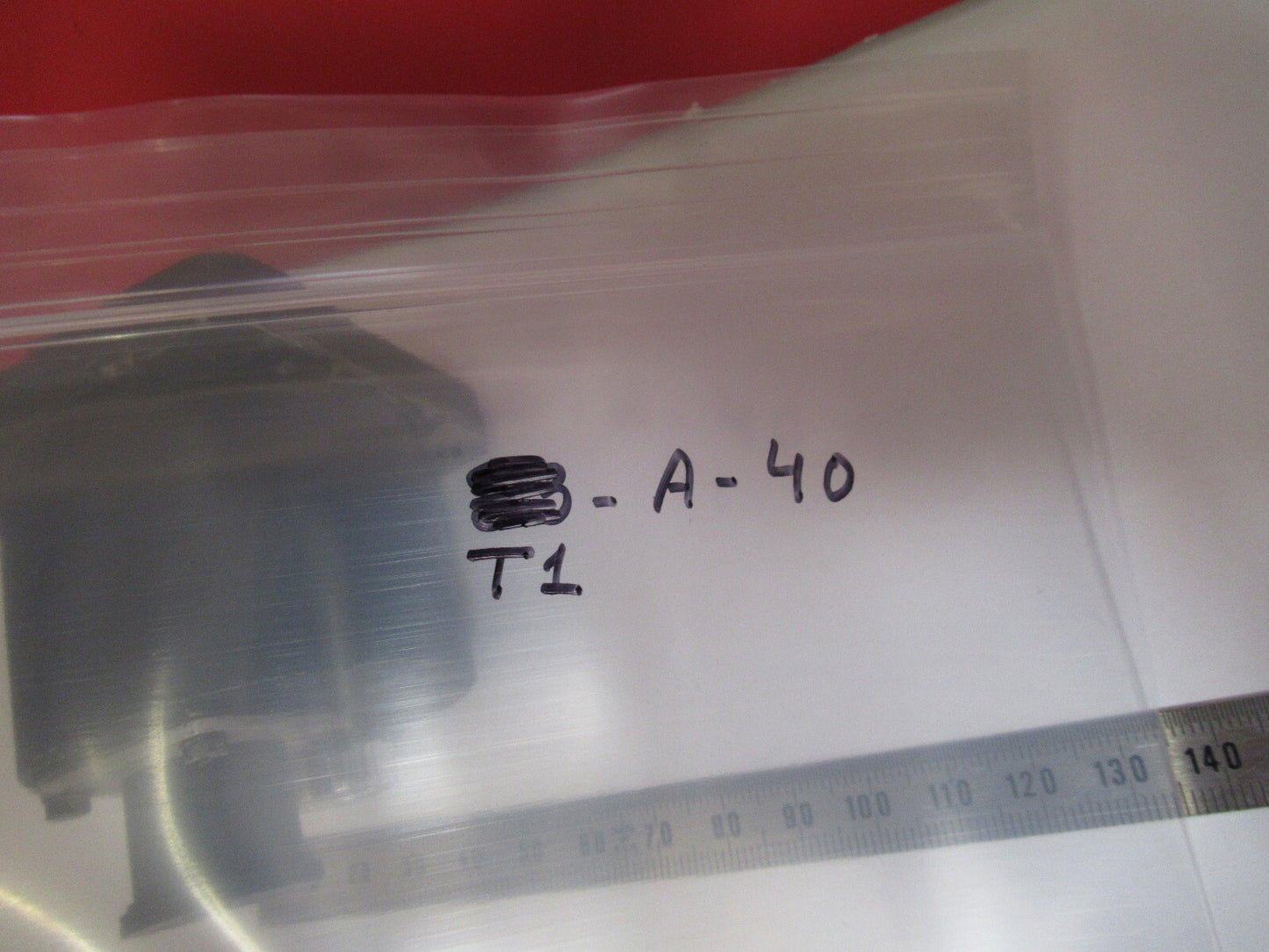 INDICATOR PRESSURE ALTITUDE CABIN KOLLSMAN 128SCA109-1 AS PICTURED T1-A-40