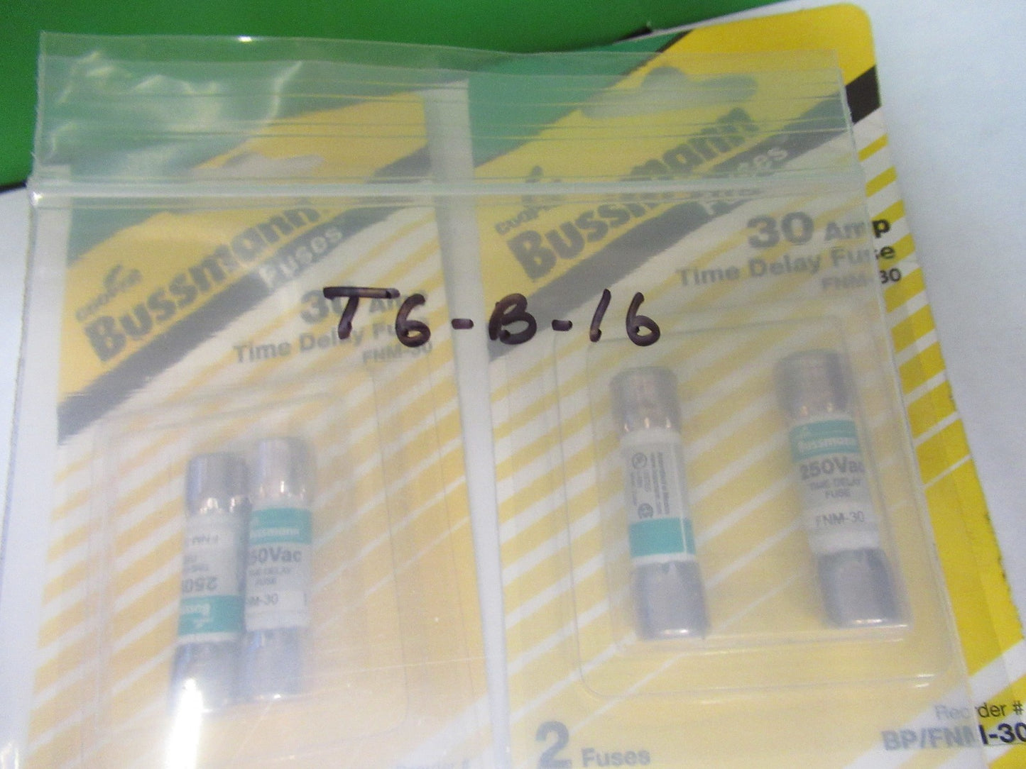 LOT 4 pcs BUSSMANN FUSES TIME DELAY 30 AMPS AS PICTURED T6-B-16