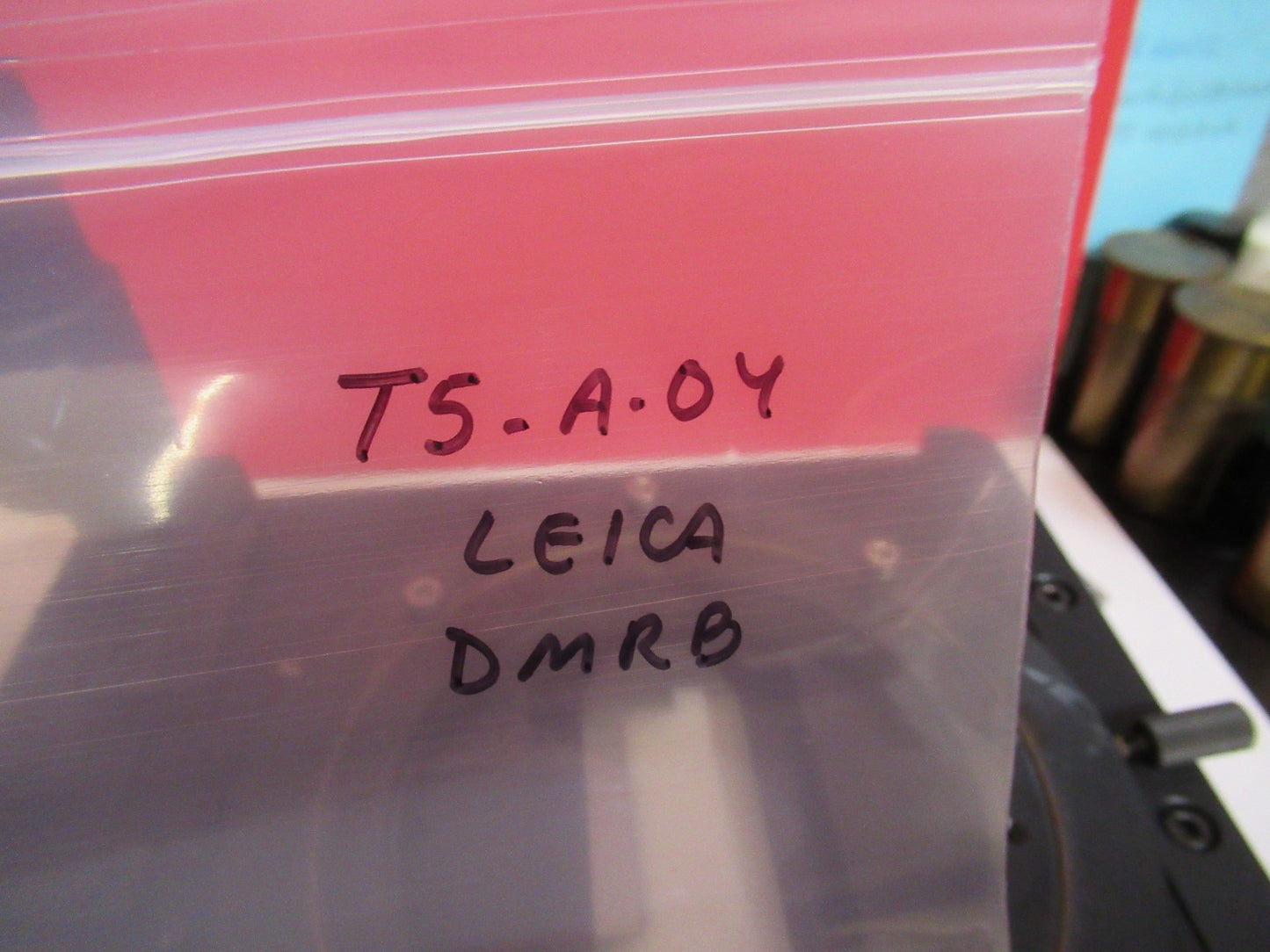 LEICA LEITZ GERMANY DMRB XY STAGE TABLE MICROSCOPE PART AS PICTURED T5-A-04