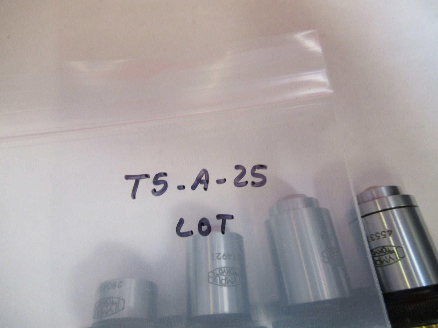 LOT OLYMPUS JAPAN OBJECTIVES 4x 10x 40x 100x MICROSCOPE PART AS PICTURE T5-A-25