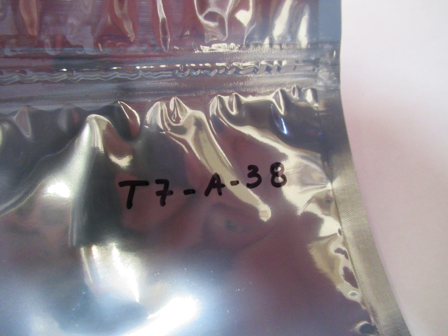 YIG OSCILLATOR MICROWAVE RF FREQUENCY GHz WILTRON C20438 AS PICTURED T7-A-38