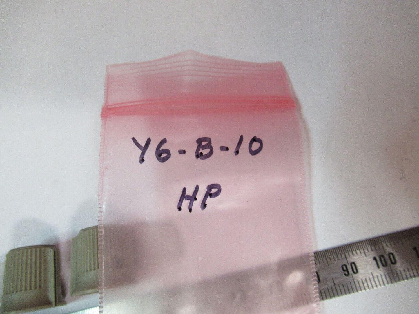 HP HEWLETT PACKARD SET OF PLASTIC KNOBS INSTRUMENT AS PICTURED Y6-B-10