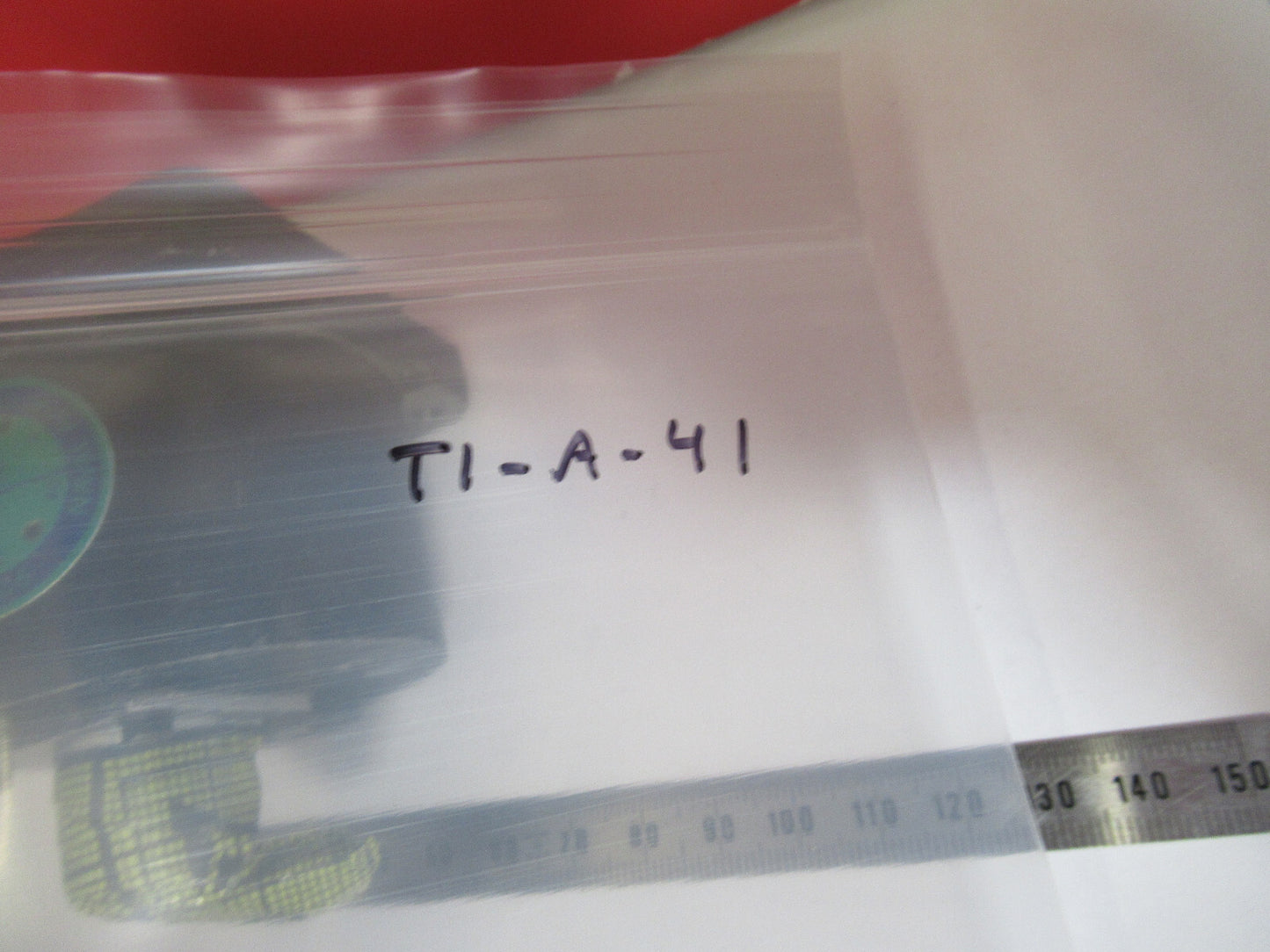 INDICATOR PRESSURE ALTITUDE CABIN KOLLSMAN 128SCA109-1 AS PICTURED T1-A-41