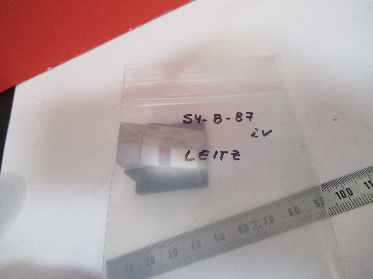 LEITZ WETZLAR GERMANY HEAD PRISM OPTICS OPTICAL MICROSCOPE PART AS PIC S4-B-87