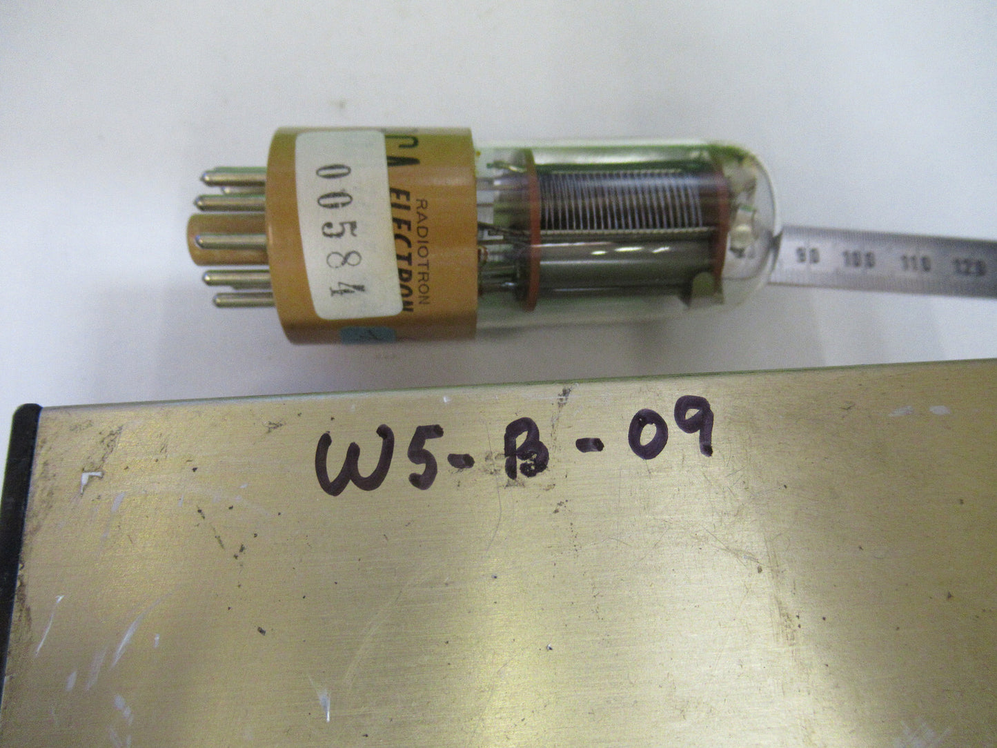 Optical Photomultiplier Detector Rca 66X-52 Pro Optics