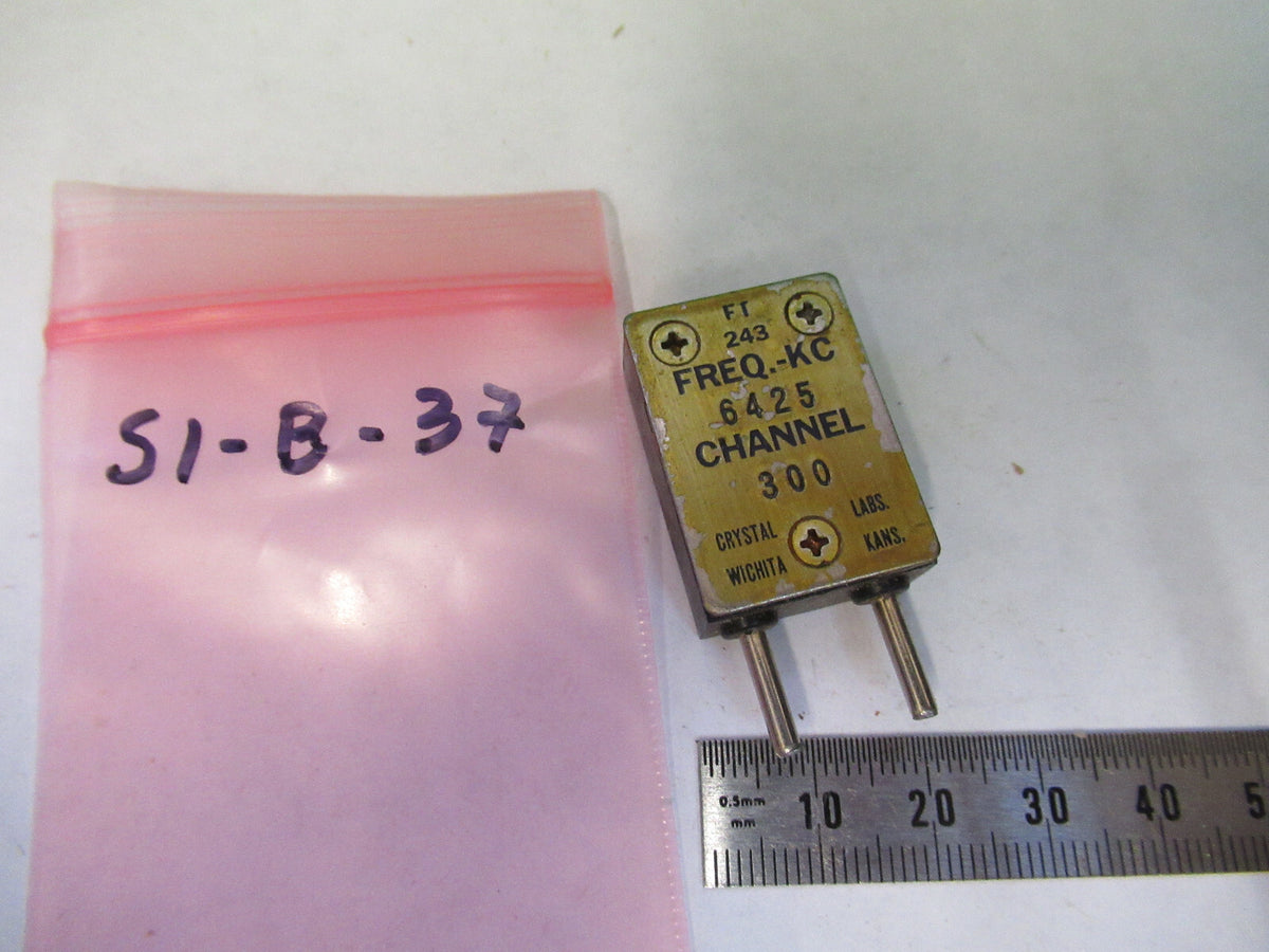 WWII FT-243 QUARTZ CRYSTAL LABS 6425 kHz FREQUENCY CONTROL AS PICTURED S1-B-37