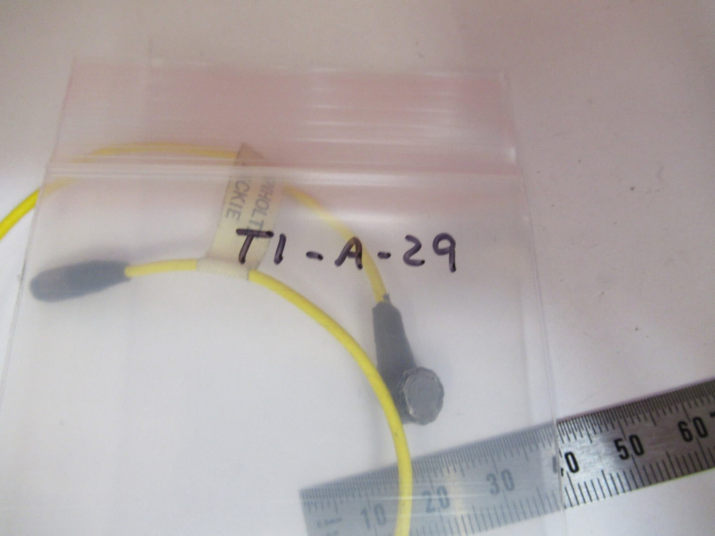 UNHOLTZ DICKIE 2E5 ACCELEROMETER VIBRATION SENSOR AS PICTURED T1-A-29