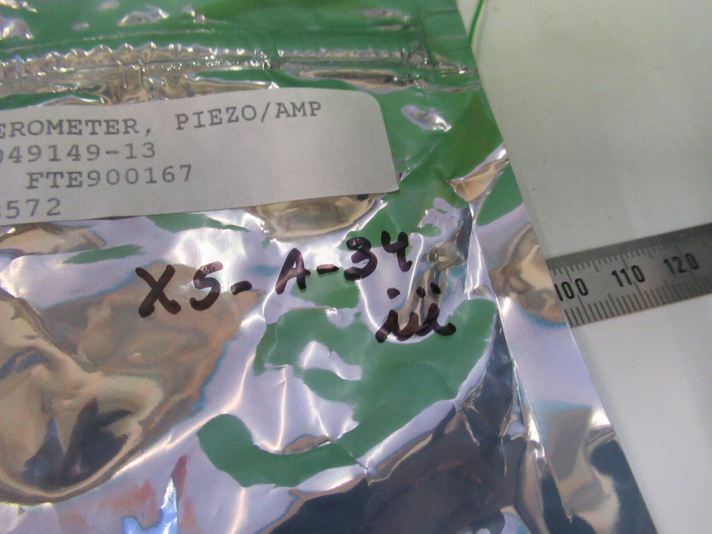 BOEING AIRCRAFT T-049149-13 ACCELEROMETER VIBRATION SENSOR AS PICTURED X5-A-34