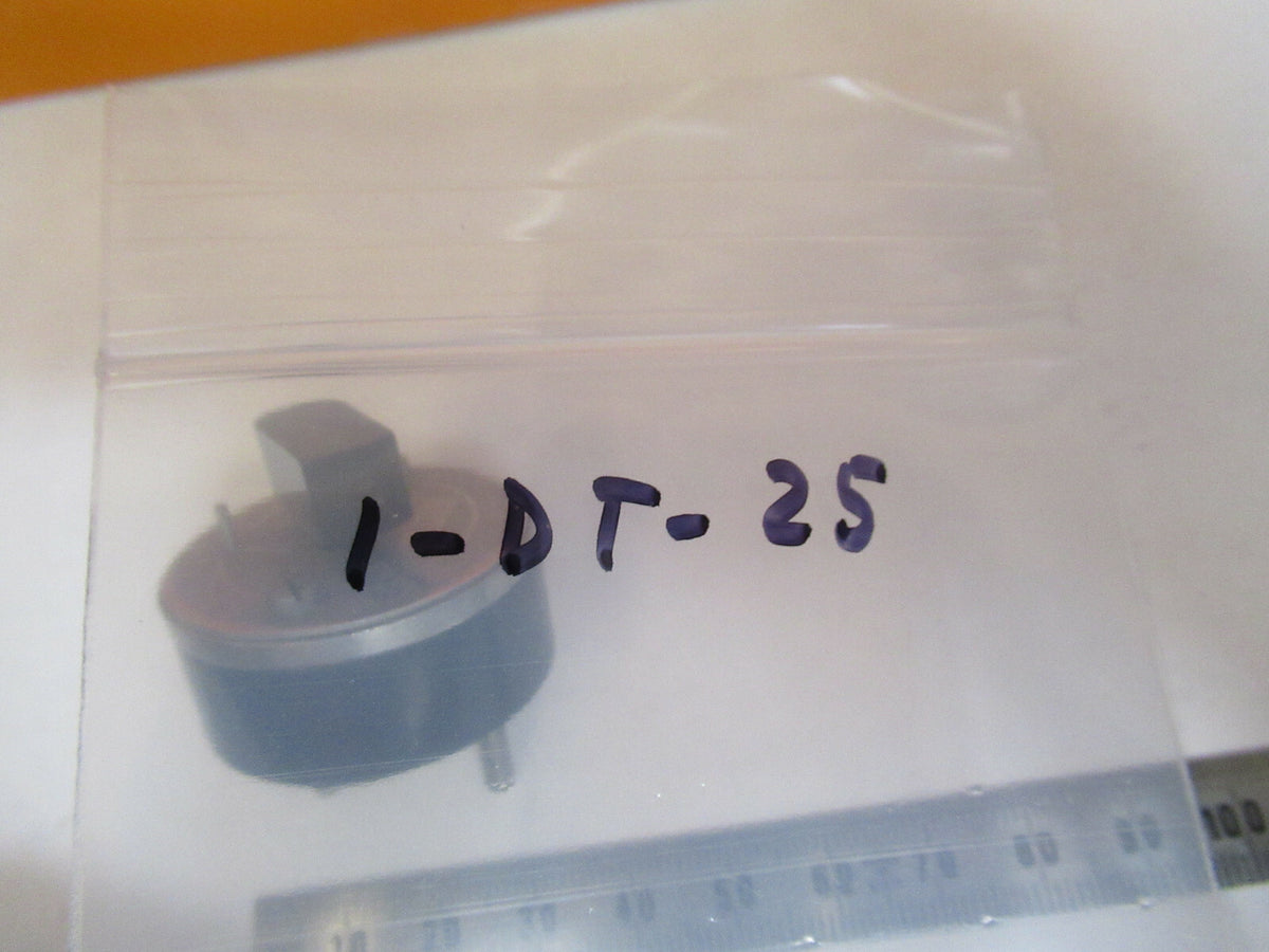 BLILEY RESONATOR QUARTZ CRYSTAL VF1 VARIABLE FREQUENCY AS PICTURED &1-DT-25