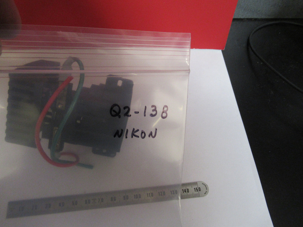 NIKON JAPAN LENS LAMP ILLUMINATOR MICROSCOPE PART AS PICTURED Q2-138