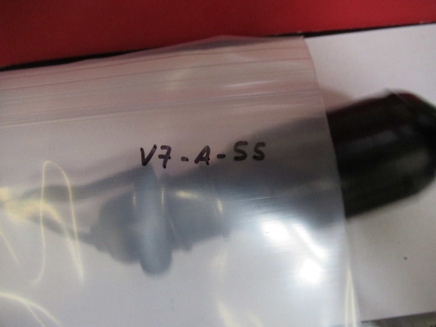 SINGER SEWING MACHINE ELECTRIC LAMP ASSEMBLY AS IS AS PICTURED V7-A-55