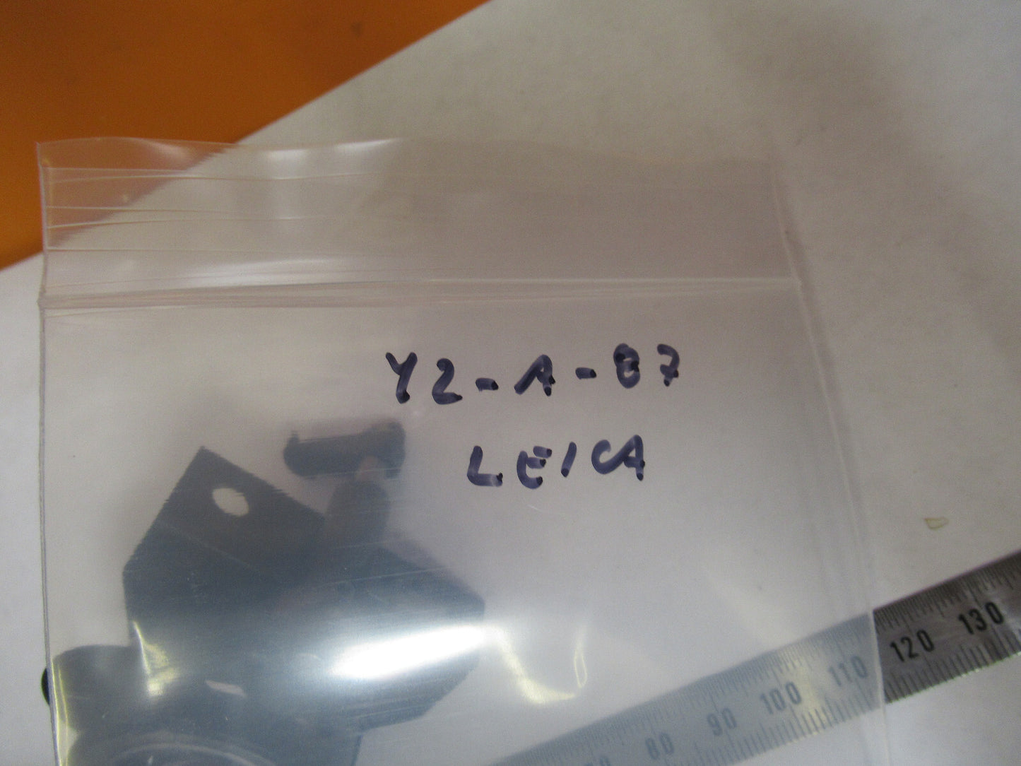 Leica Dmrb Germany Shutter Epi Focusing Lens Microscope Part