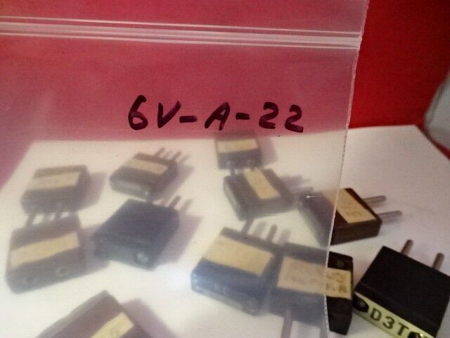 LOT VINTAGE QUARTZ CRYSTAL RESONATORS MIL SPEC FREQUENCY CONTROL RADIO #6V-A-22