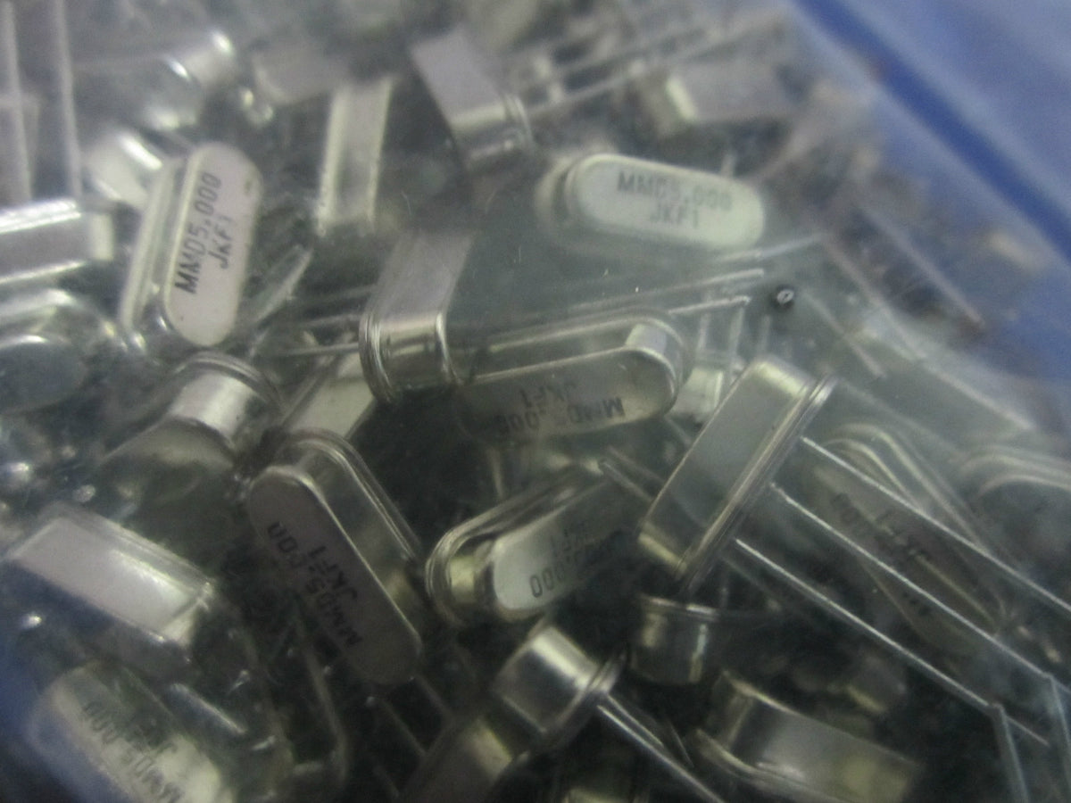 Lot 500 Ea Quartz Crystal Frequency 5 MHz Mmd HC-49??