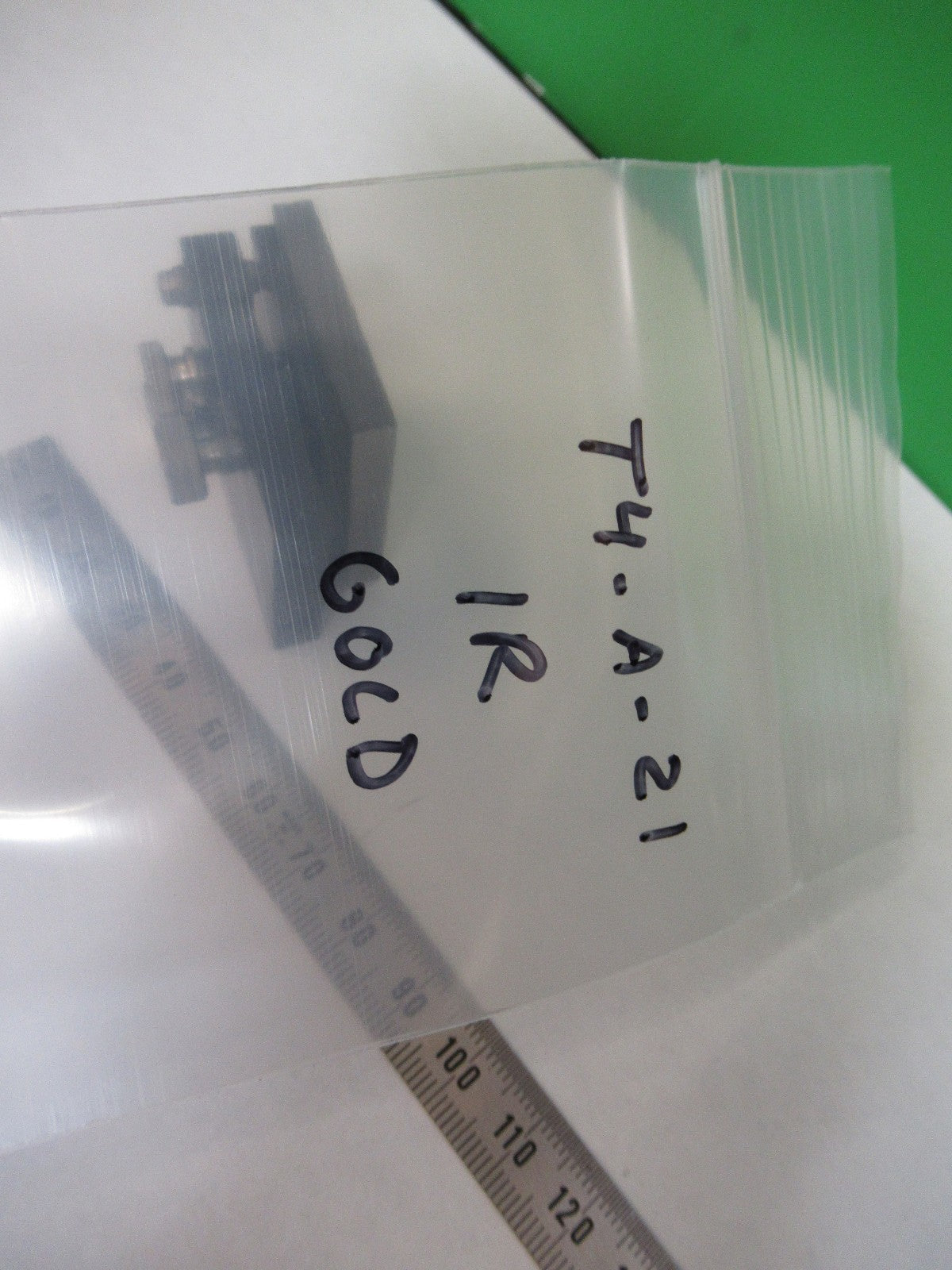 OPTICAL GOLD COATED MIRROR FLAT PLANO INFRARED LASER OPTICS AS PICTURED T4-A-21