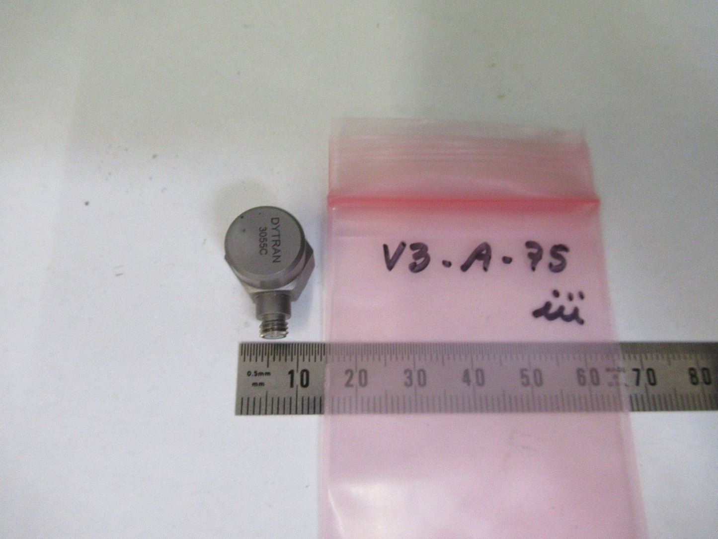 DYTRAN 3055C sense 15 pC/g ACCELEROMETER VIBRATION SENSOR AS PICTURED V3-A-75