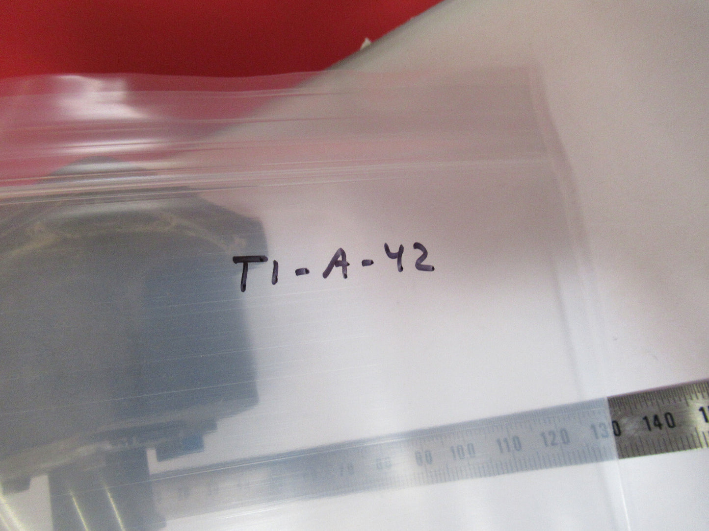 INDICATOR PRESSURE ALTITUDE CABIN KOLLSMAN 128SCA109-1 AS PICTURED T1-A-42