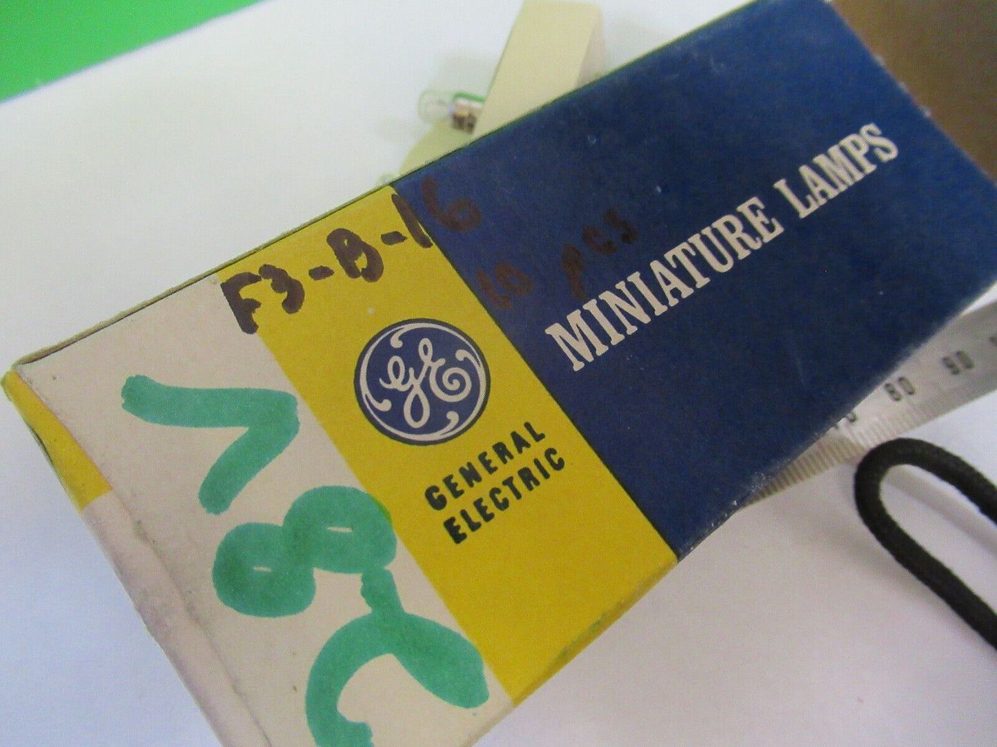 OPTICAL MINI LAMPS 387 GE 10PCS OPTICS AS IS BIN#F3-B-156