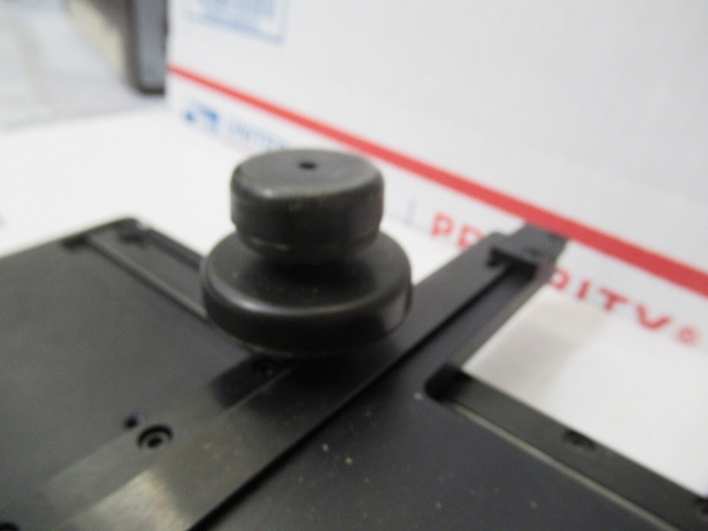 WILD HEERBRUGG SWISS TABLE STAGE XY MICROSCOPE PART AS PICTURED TD-4