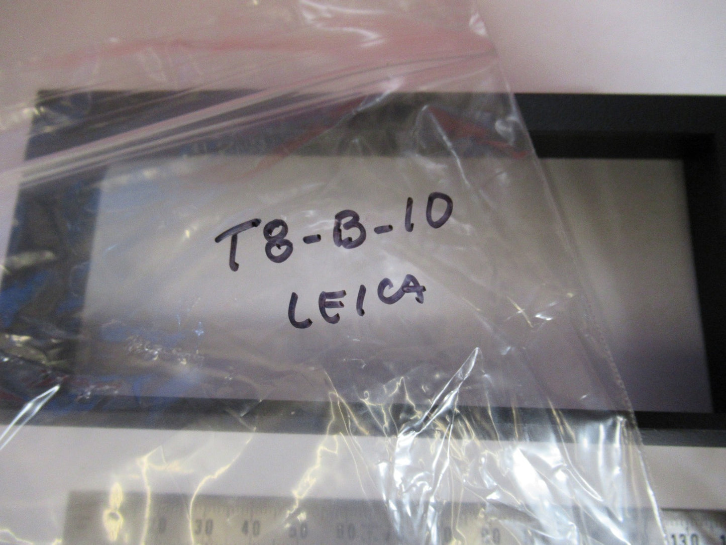 LEICA LEITZ GERMANY DMRB PLASTIC FRAME MICROSCOPE PART AS PICTURED T8-B-10
