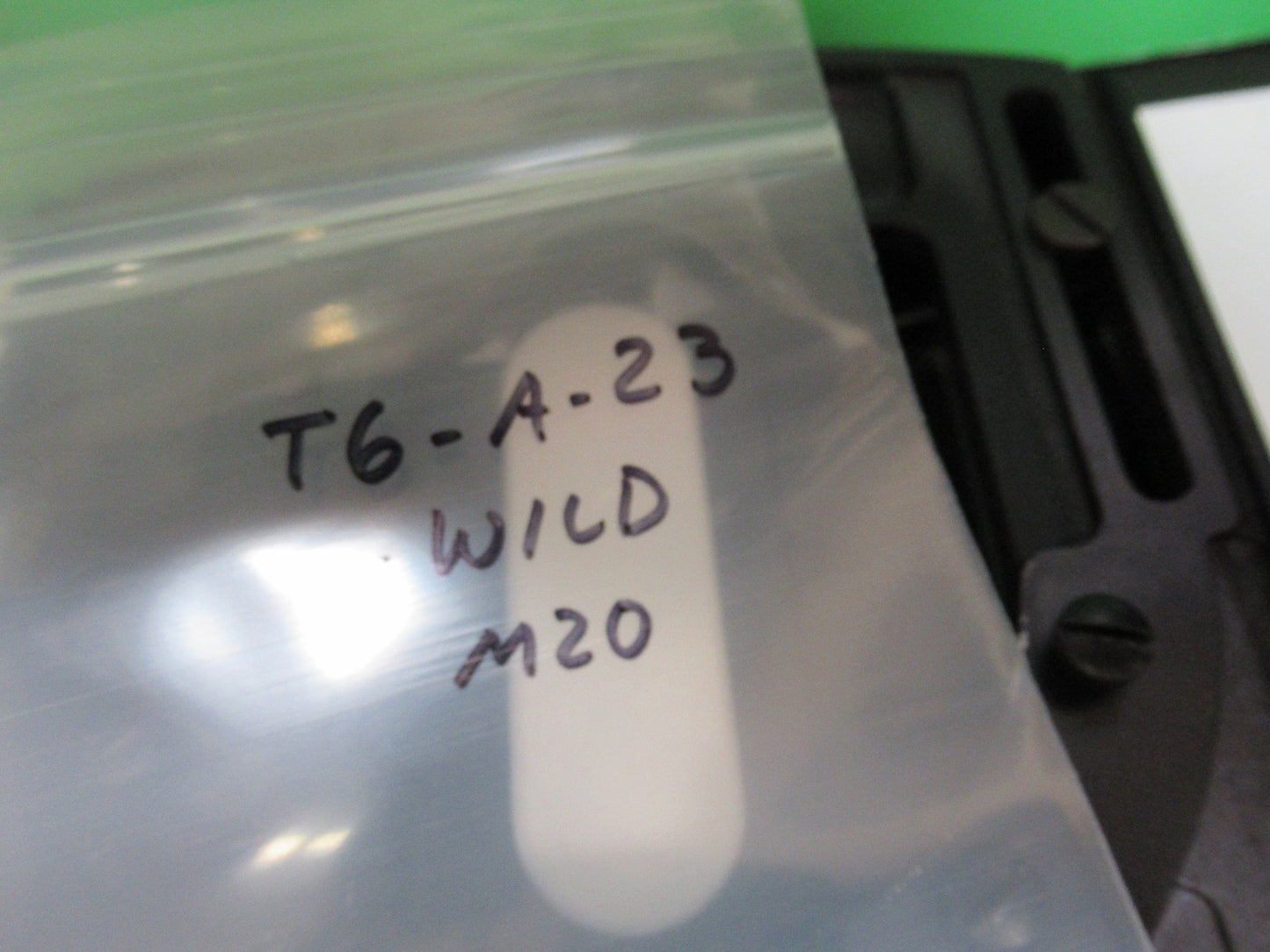 WILD M20 SWISS HEERBRUGG XY STAGE TABLE MICROSCOPE PART AS PICTURED T6-A-23