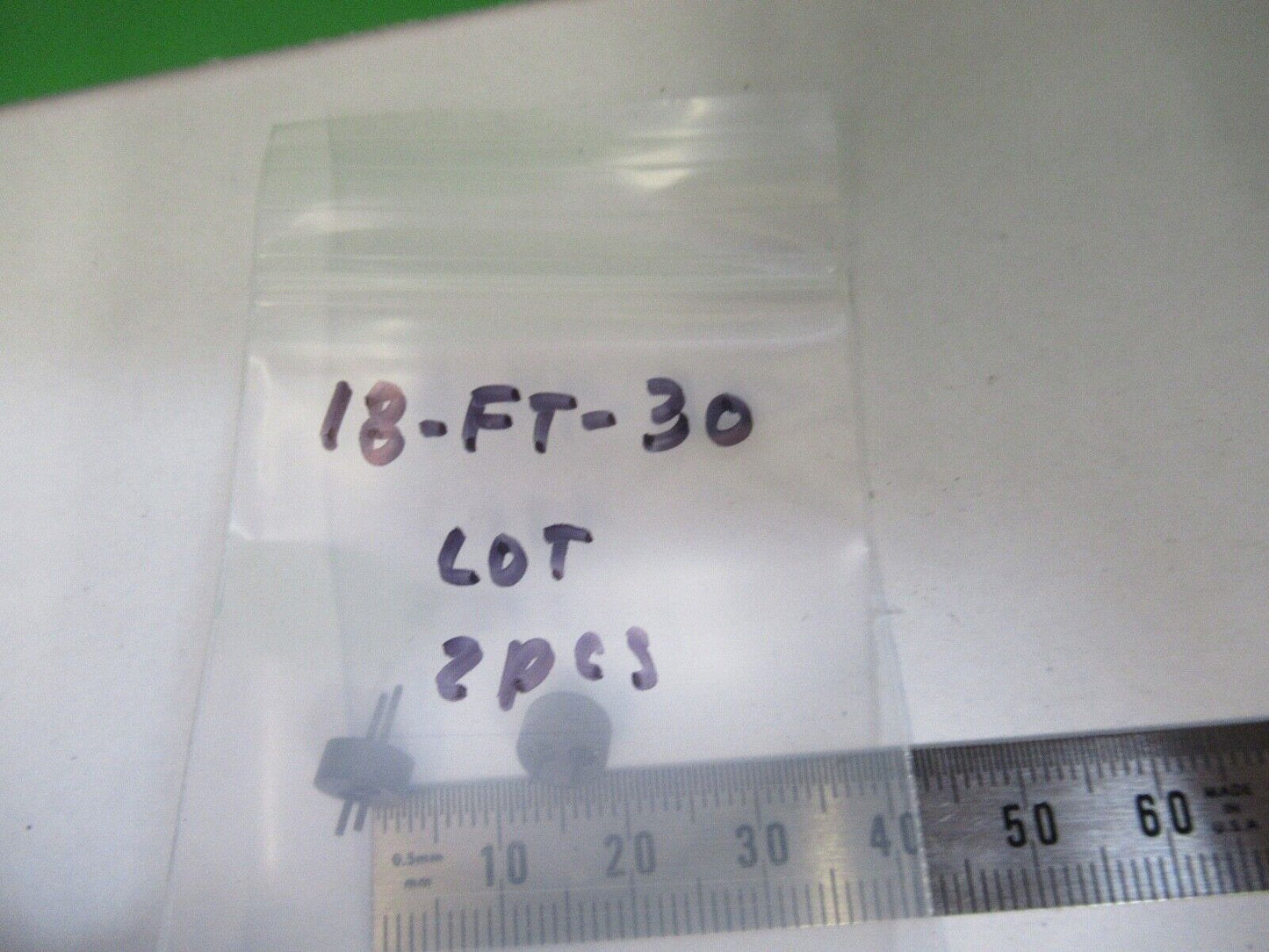 ULTRA HIGH TEMPERATURE GLASS TO METAL SEAL PINS ASSEMBLY AS PICTURED 18-FT-30