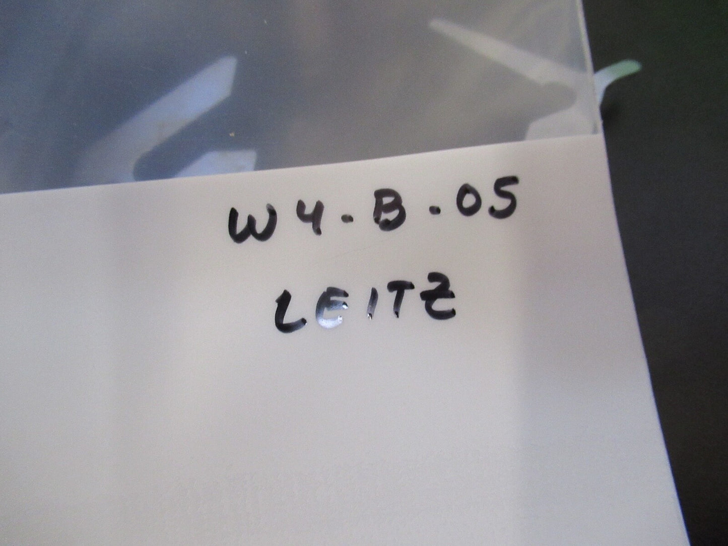 LEITZ WEZTLAR GERMANY XY CLIPS STAGE MICROSCOPE PART AS PICTURED w4-b-05