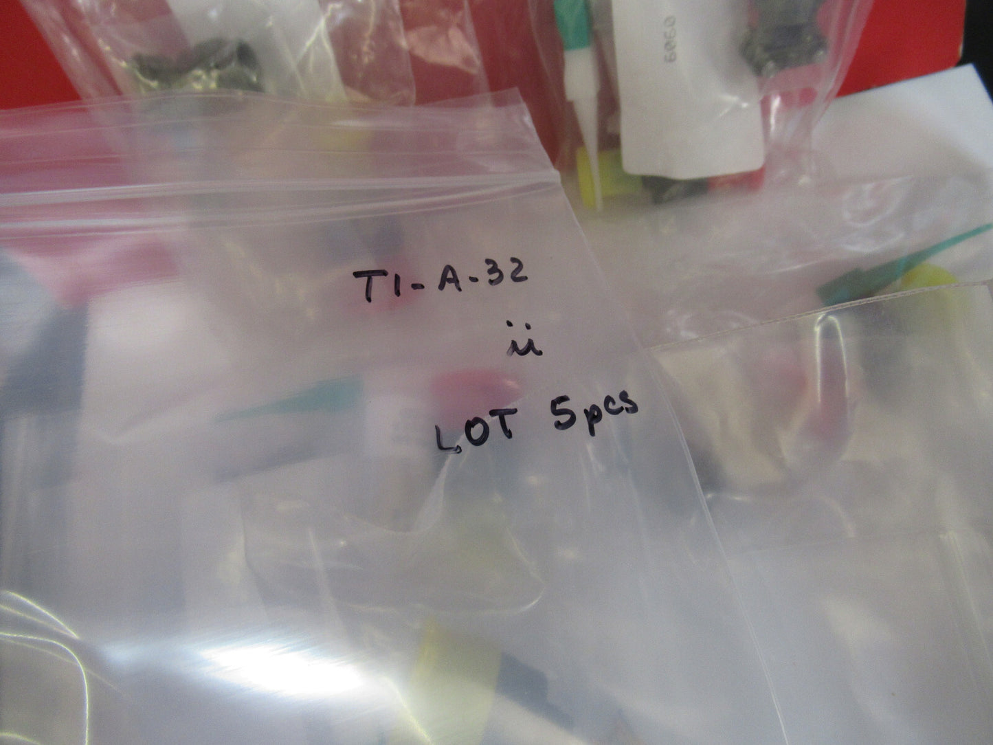 LOT 5 PCS CONNECTOR MIL SPEC D38999/26WA35SN AS PICTURED T1-A-32