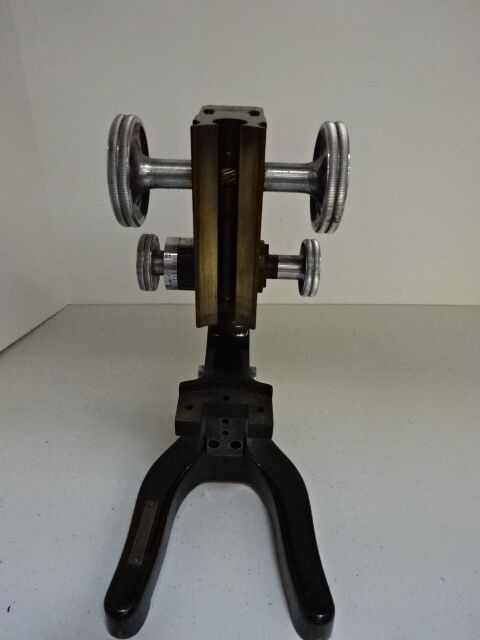 MICROSCOPE PART LIMB FRAME ERNST LEITZ GERMANY ANTIQUE ITEM AS IS #TC-2