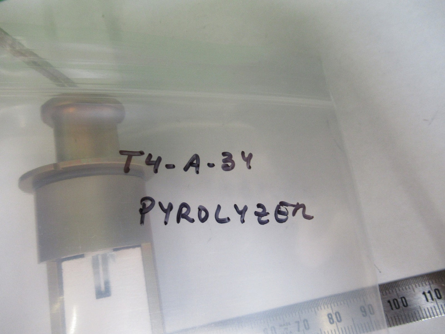 BURNER PYROLIZER DEVICE FOR SPECTROMETER AS PICTURED T4-A-34