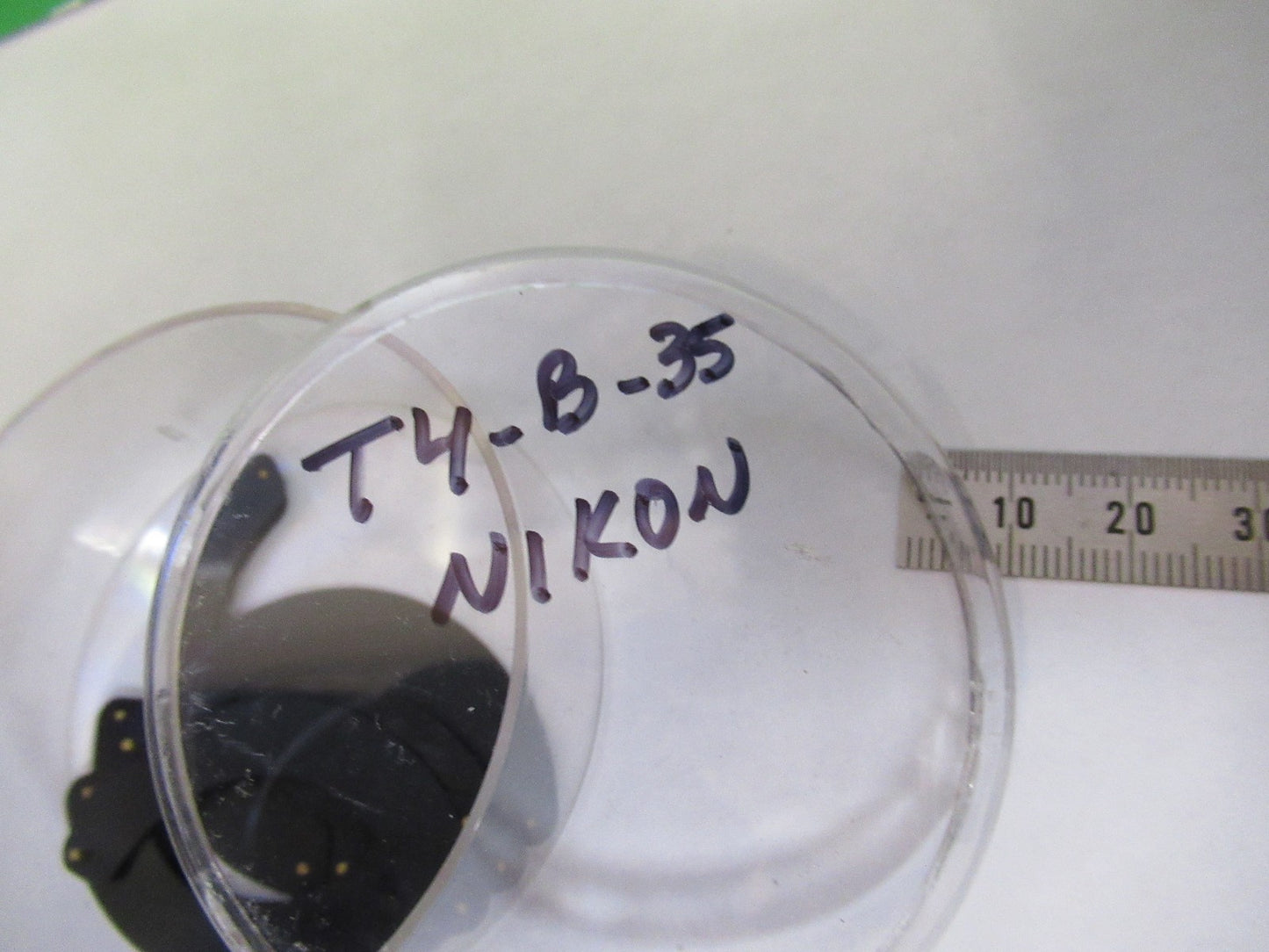 NIKON JAPAN IRIS DIAPHRAGM VANES MICROSCOPE PART AS PICTURED T4-B-35
