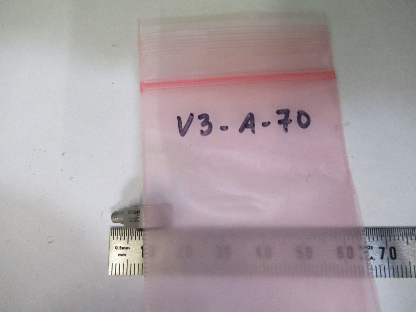 DYTRAN 3220C sense 1.5 pC/g ACCELEROMETER VIBRATION SENSOR AS PICTURED V3-A-70