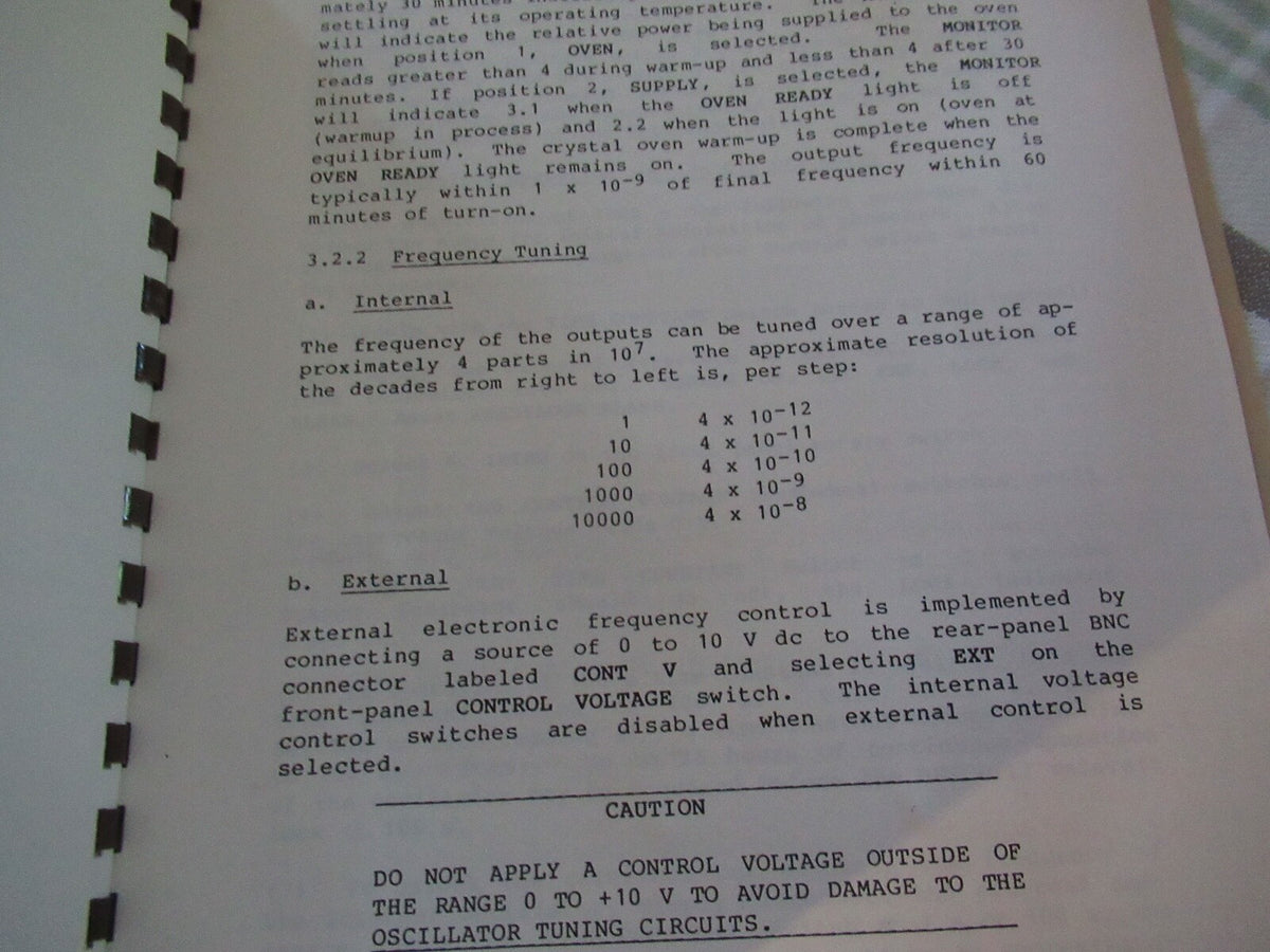 Collectable Rare Fts Quartz 1050A Frequency Standard Manual 1984 ii