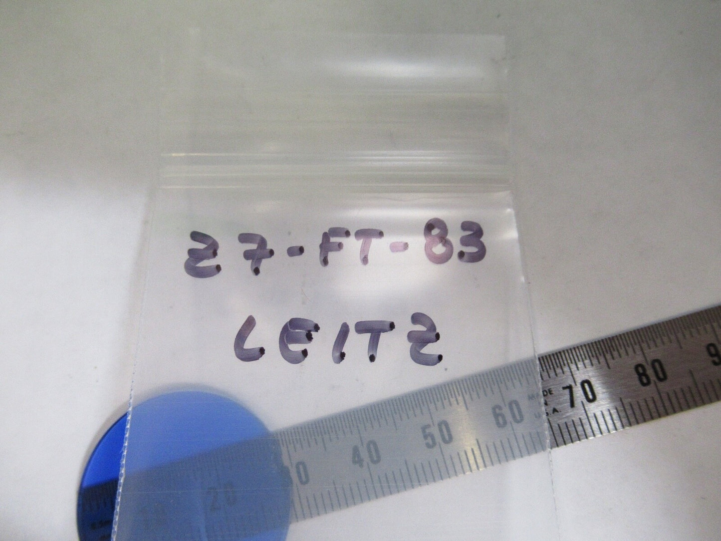 ANTIQUE LEITZ BLUE GLASS FILTER OPTIC MICROSCOPE PART AS PICTURED Z7-FT-83