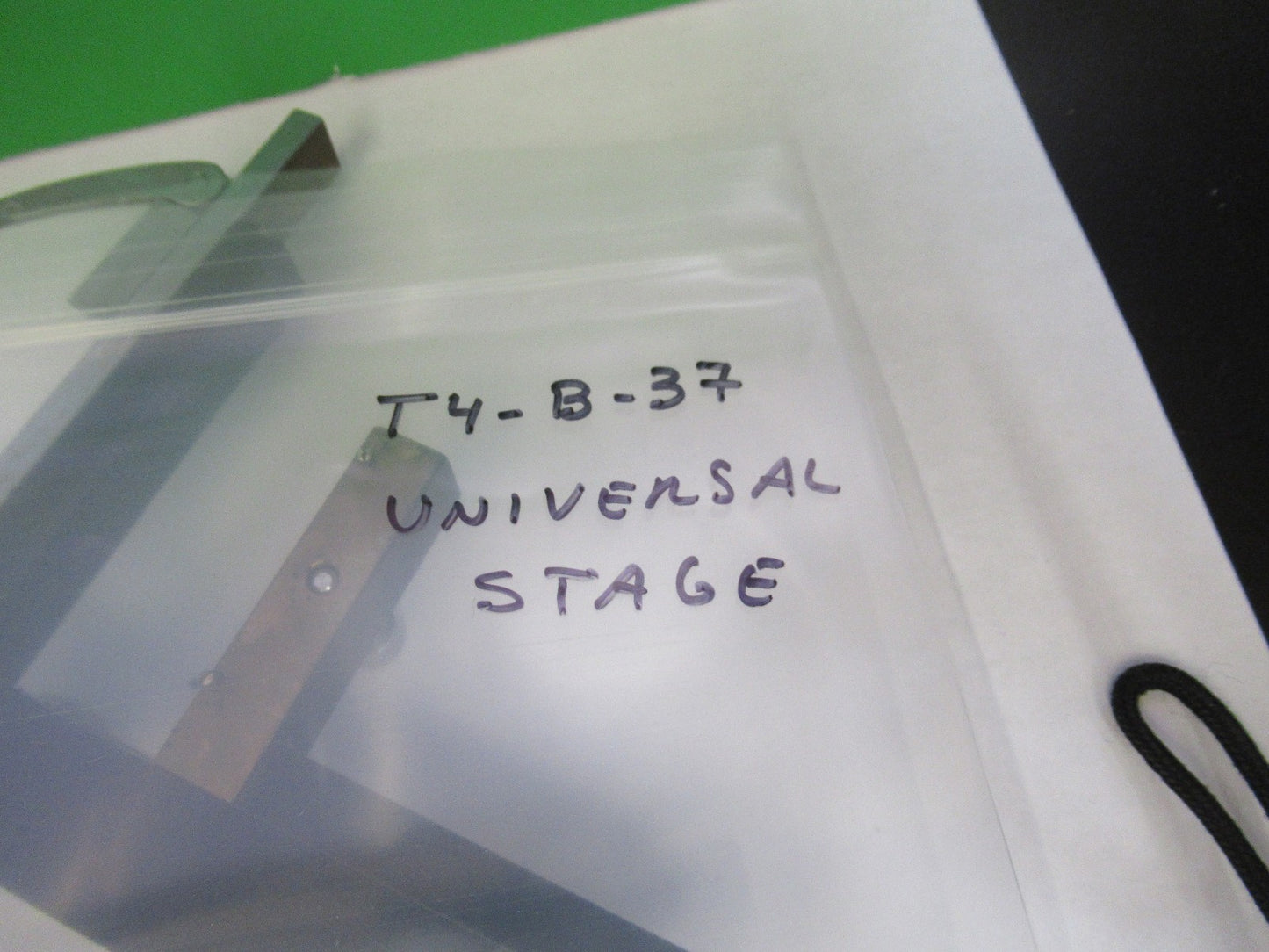 UNIVERSAL STAGE CLIPS XY WORKS FINE MICROSCOPE PART AS PICTURED T4-B-37