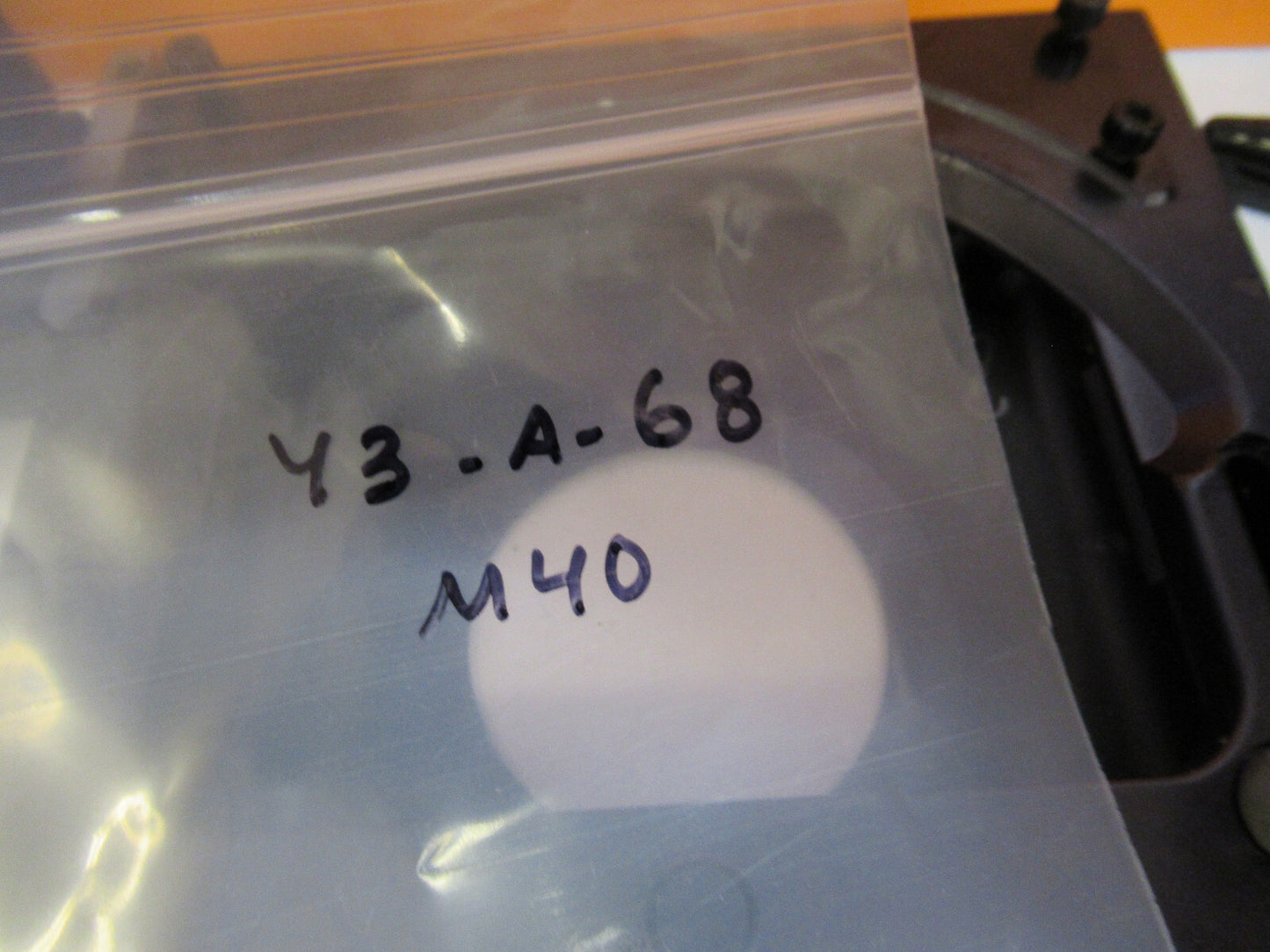 WILD HEERBRUGG SWISS M40 STAGE TABLE INVERTE MICROSCOPE PART AS PICTURED Y3-A-68