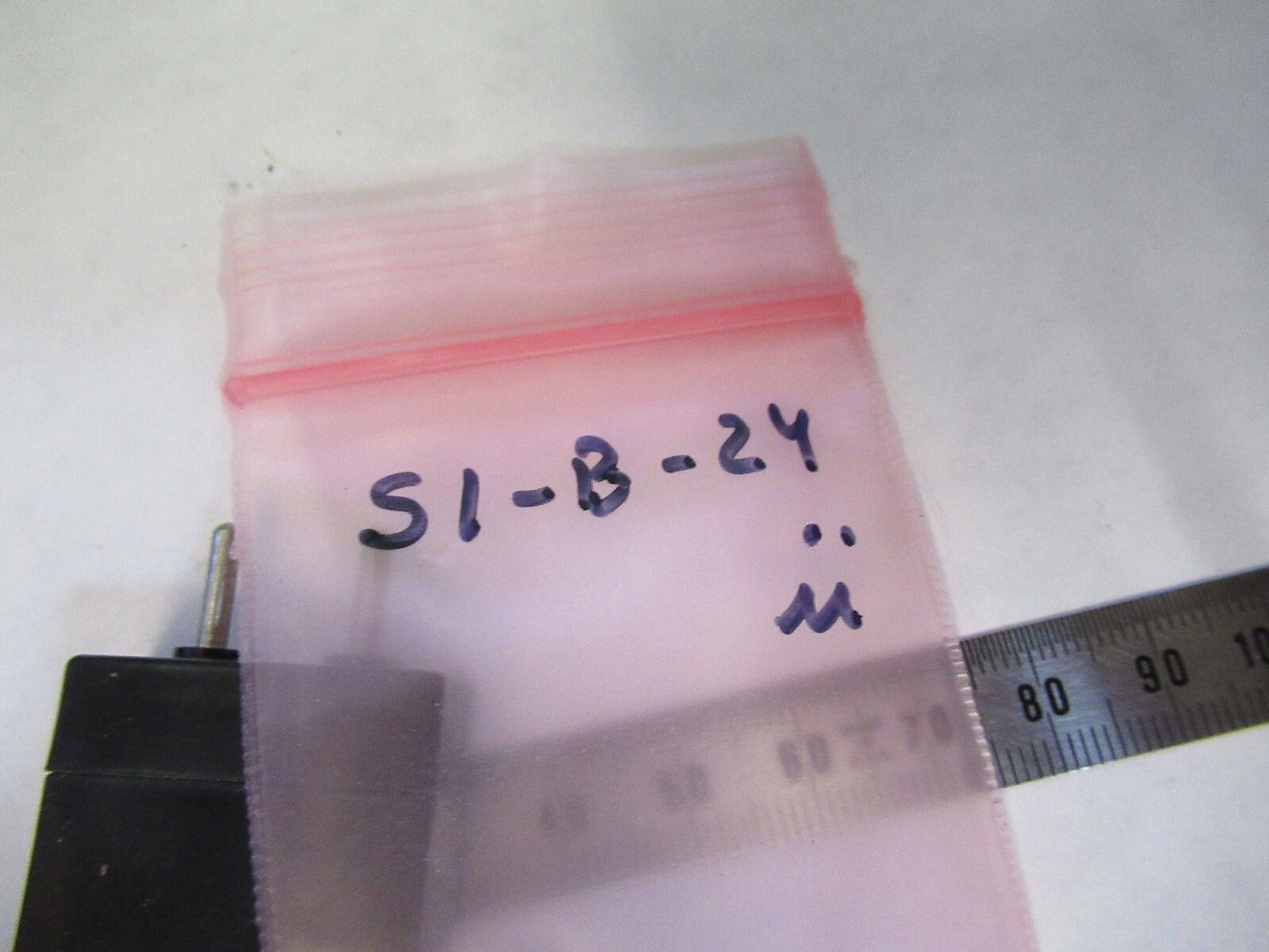 VINTAGE WWII BLILEY QUARTZ CRYSTAL AX2 14282 KC FREQUENCY RADIO AMATEUR S1-B-24