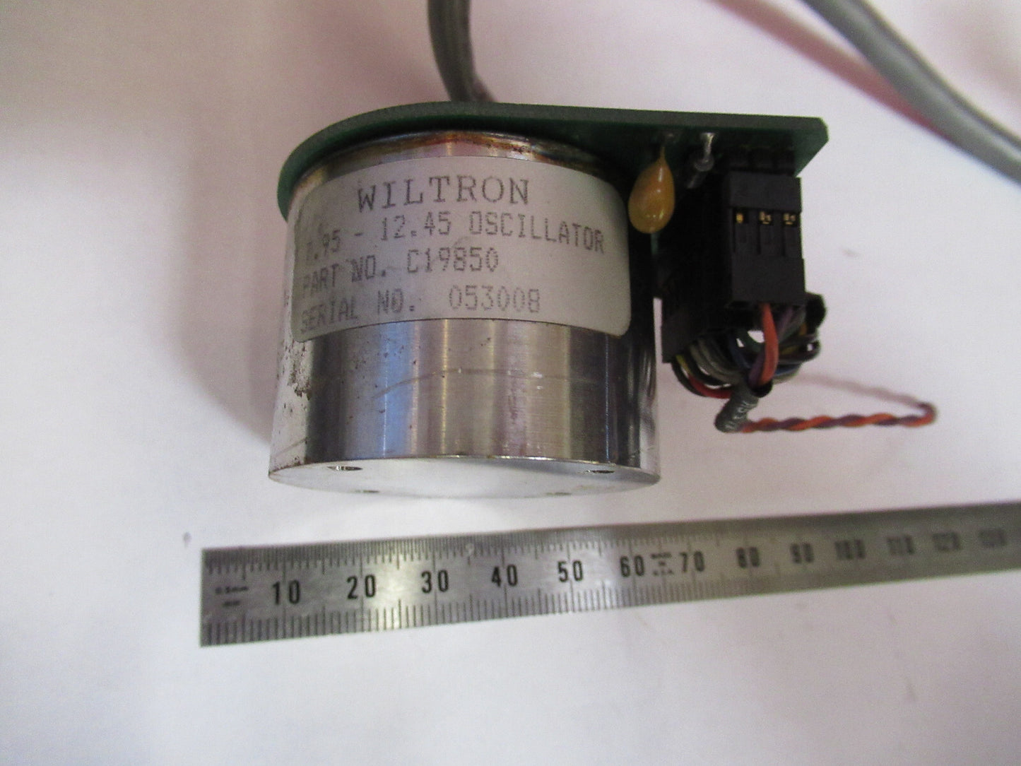 YIG OSCILLATOR MICROWAVE RF FREQUENCY 12 GHz  WILTRON  AS PICTURED  T7-A-37