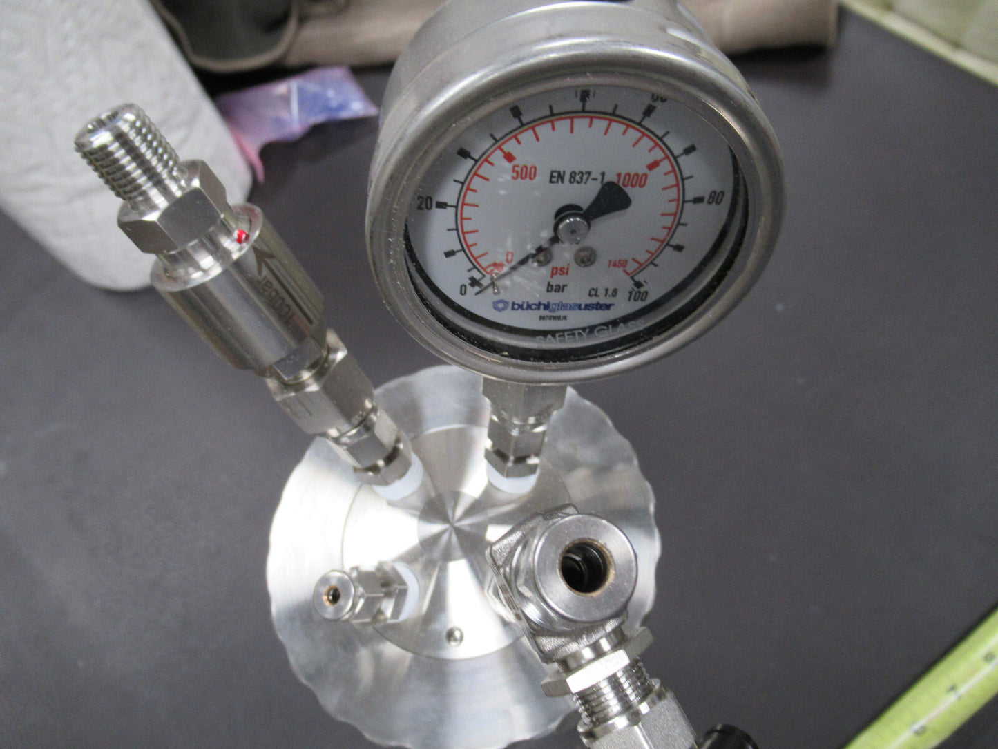 BRAND NEW BUCHI SWISS HIGH PRESSURE AUTOCLAVE 100 BAR AS PICTURED buchibox