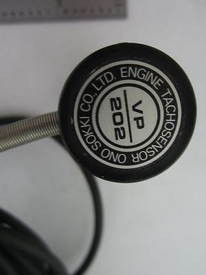 ONO SOKKI JAPAN ENGINE TACHOMETER VP202   BIN#Q8-15