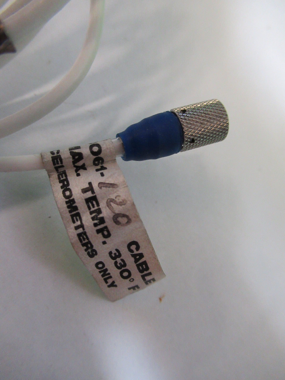 PCB ENDEVCO 3061-120 LOW NOISE CABLE BNC 10-32 for ACCELEROMETER &Z5-C-16