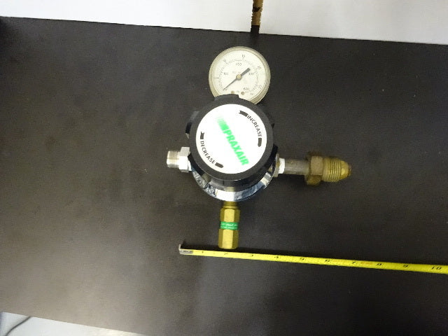 PRAXAIR MANOMETER REGULATOR VALVE GAS PROCESS CONTROL AS IS #78-02