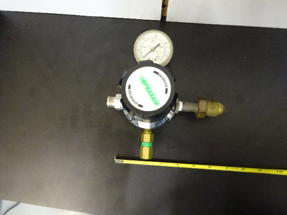 PRAXAIR MANOMETER REGULATOR VALVE GAS PROCESS CONTROL AS IS #78-02