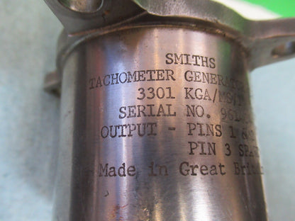 FOR PARTS TACHOMETER GENERATOR 3301 KGA/MS/1 SMITHS UK AS IS AS PICTURED Q7-B-33