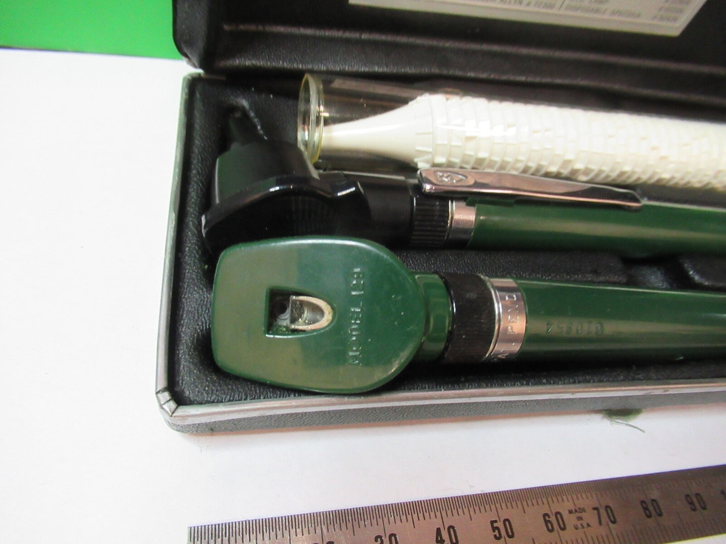 WELCH ALLYN OTOSCOPE ANTIQUE COLLECTABLE AS PICTURED W4-B-24