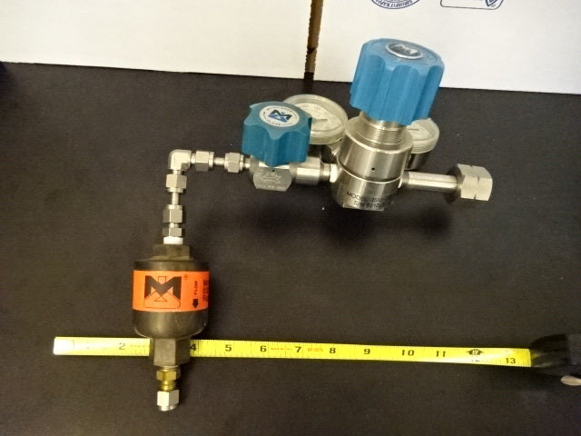 MATHESON 3513 + FLASH ARRESTOR MANOMETER REGULATOR VALVE GAS PROCESS AS IS 78-03