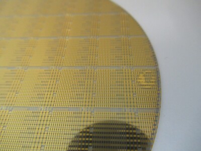 Sapphire Wafer Crystal with Components Platinum Gold Coat